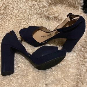 Brand New 5 inch heel